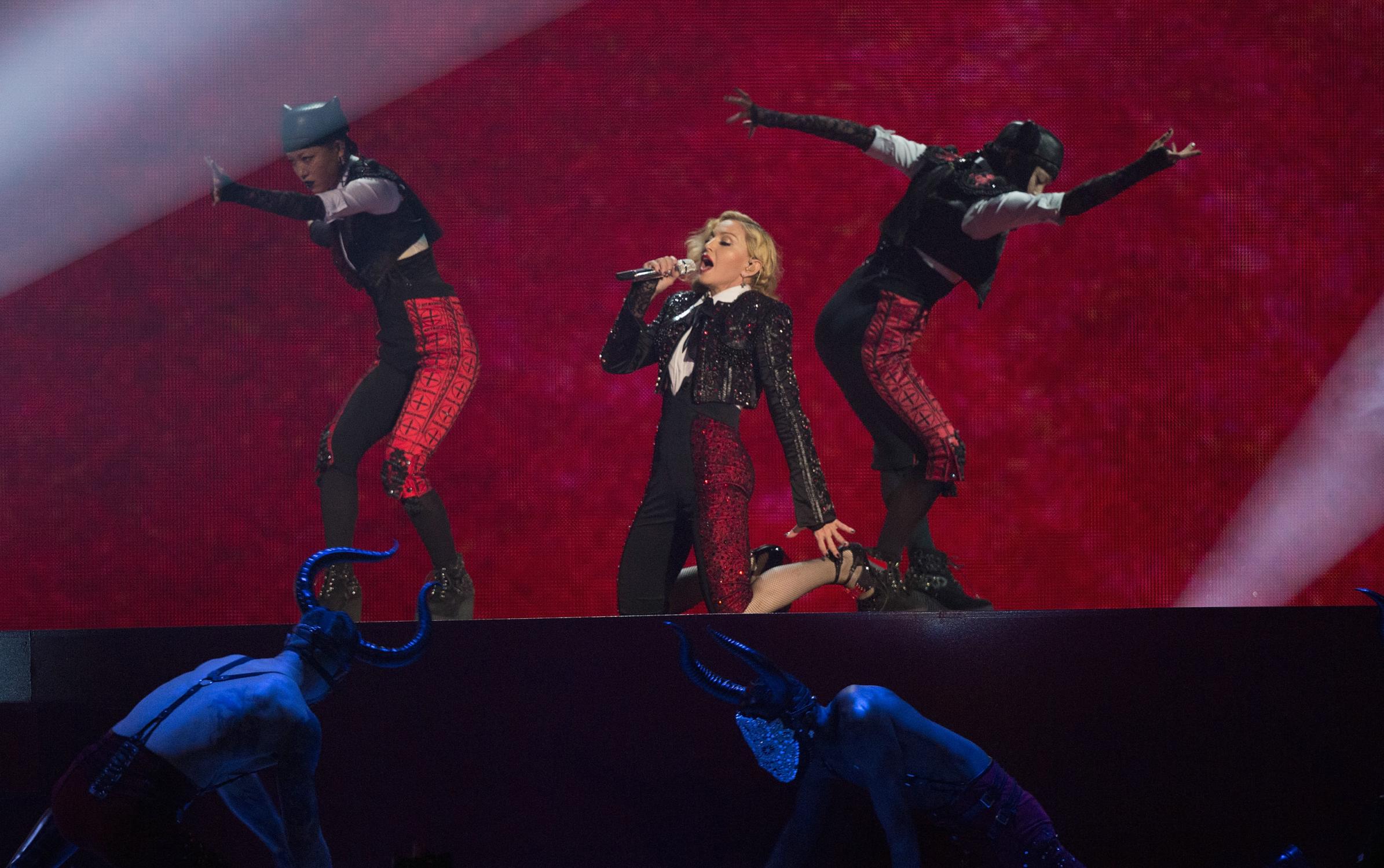 Madonna-BritAwardsFeb2510.jpg
