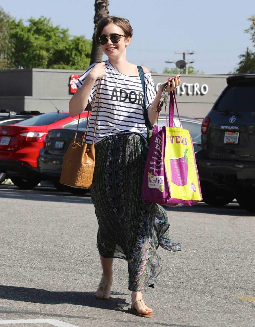 lily-collins-out-shopping-in-west-hollywood-2203_6.jpg