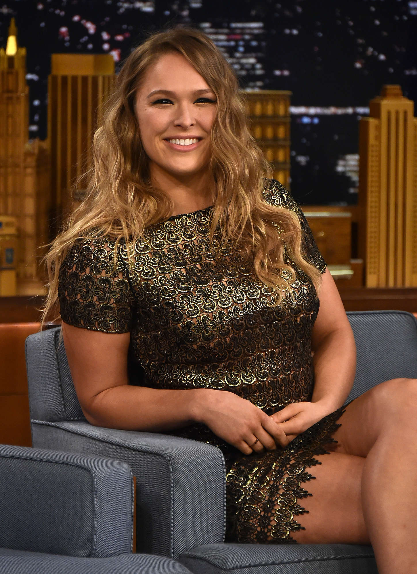 Ronda-Rousey-Leggy-at-The-Tonight-Show-With-Jimmy-Fallon--05.jpg