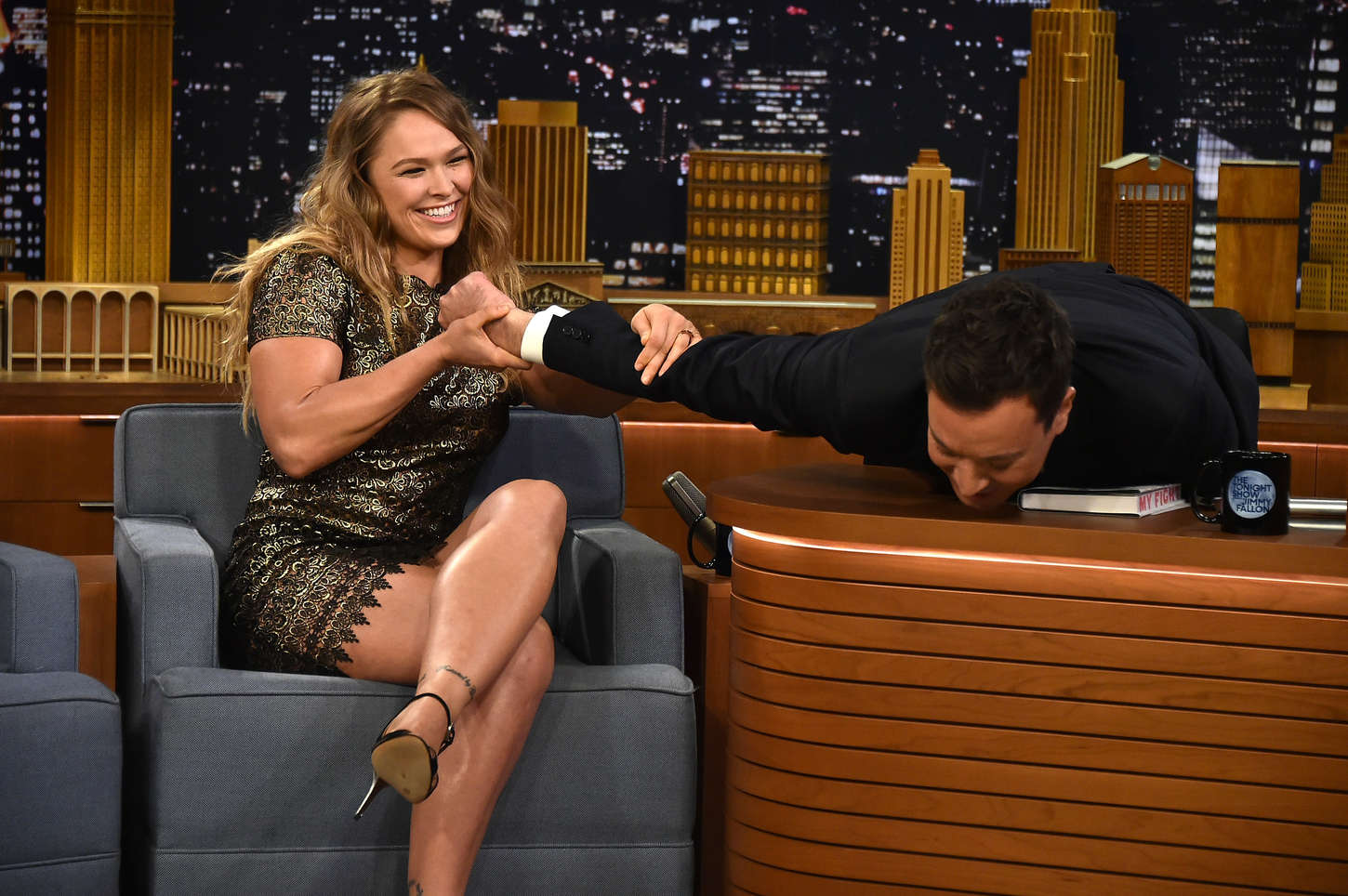 Ronda-Rousey-Leggy-at-The-Tonight-Show-With-Jimmy-Fallon--03.jpg