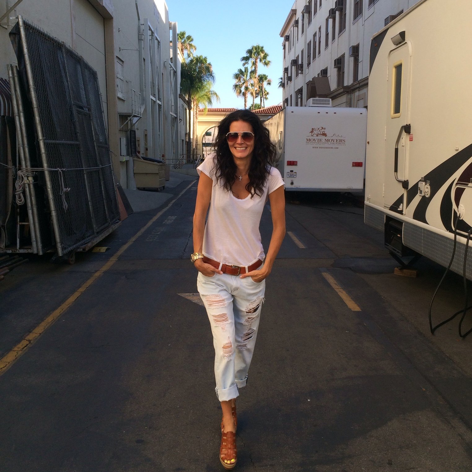 Angie_Harmon_--_Mix_Of_Social_Network_006.jpg