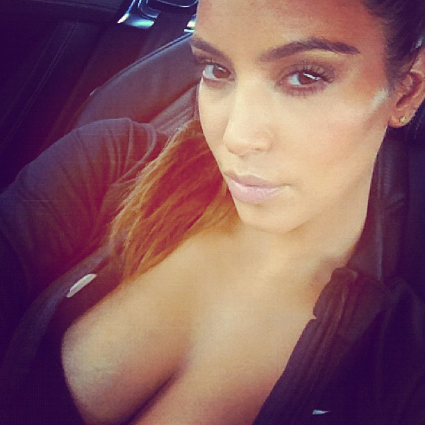 Kim_Kardashian_--_Mix_Of_Social_Network_031.jpg